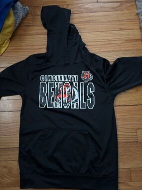 Cincinnati Bengals Black Hoodie with Team Logo
